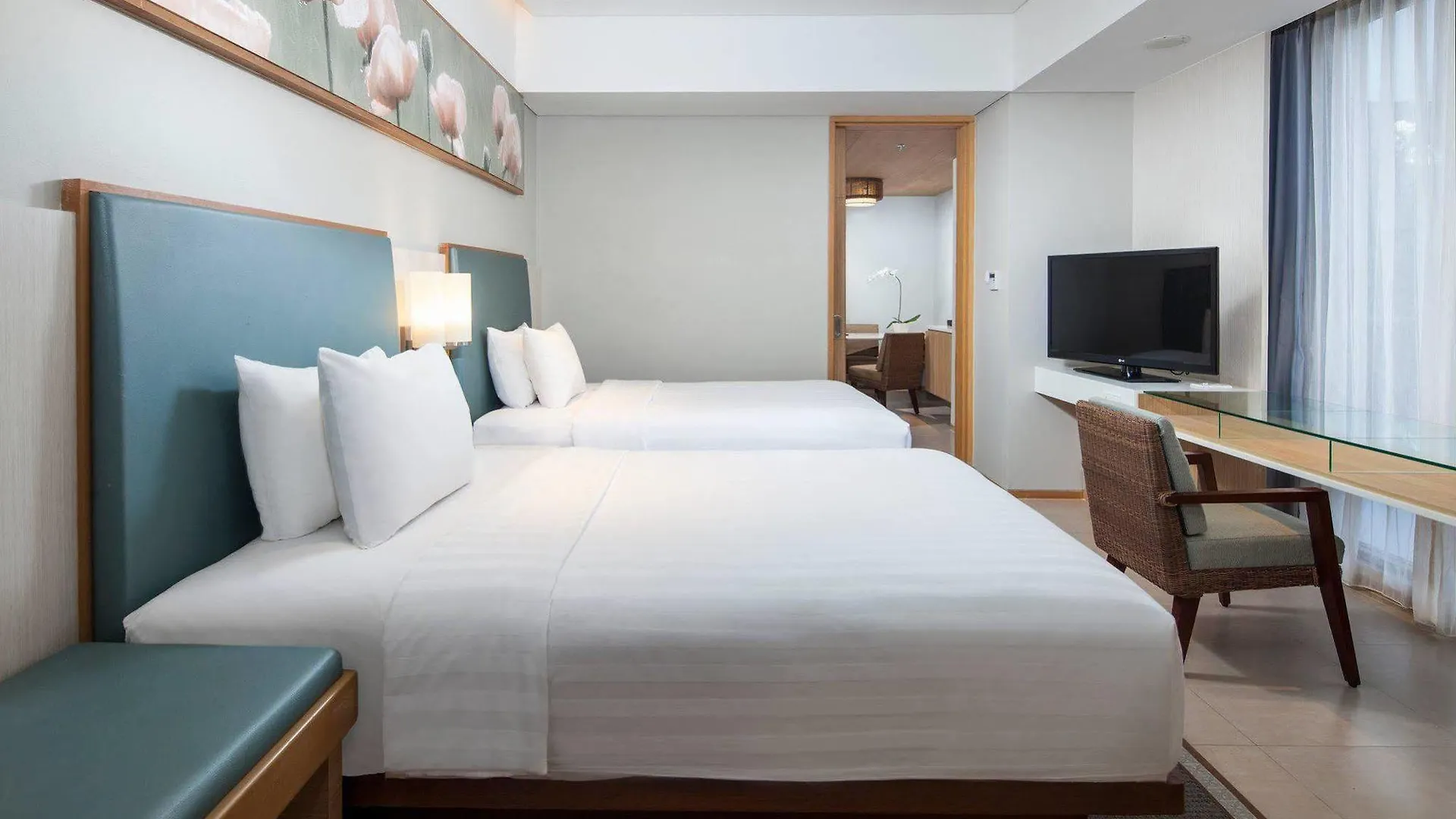 Courtyard By Marriott Bali Seminyak Resort